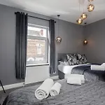 The Milton - Stylish Terraced