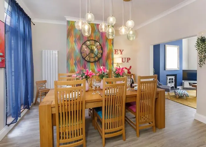 The Milton - Stylish Terraced
