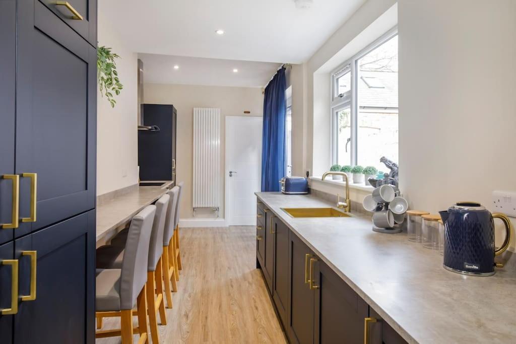The Milton - Stylish Terraced York