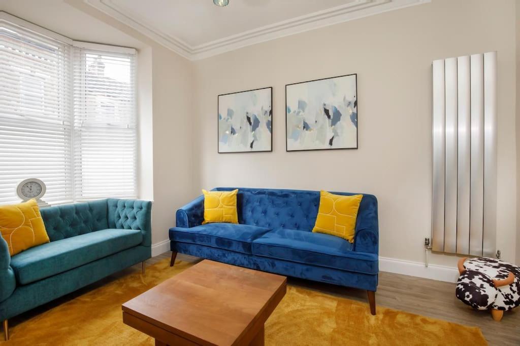 The Milton - Stylish Terraced *