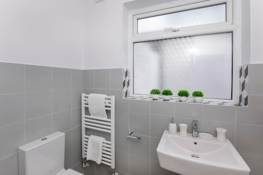 Holiday home The Milton - Stylish Terraced *